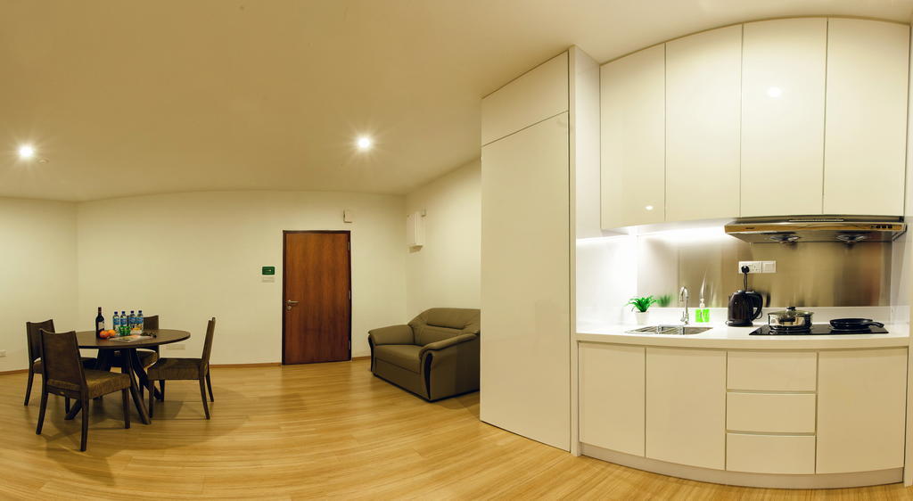 Luxfort 118 Service Suites Tanjung Tokong Quarto foto